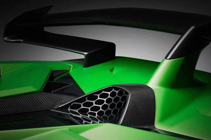 Lamborghini Aventador SVJ 2018: nuovi teaser