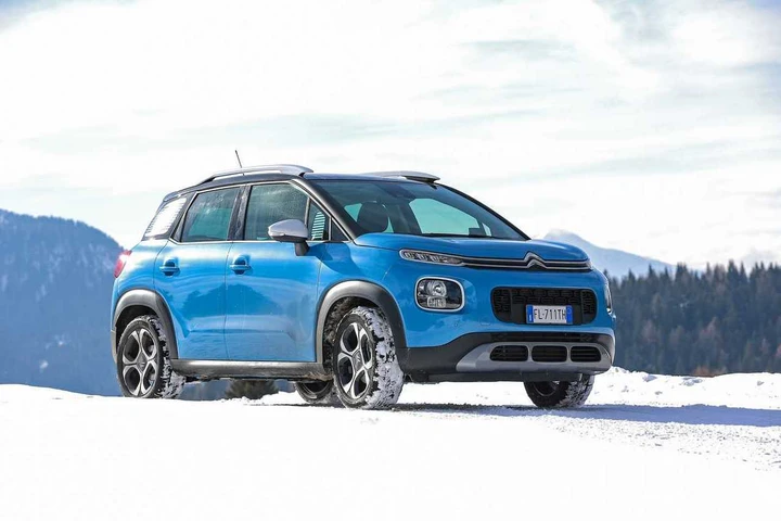 Citroen C3 Aircross: immagini ufficiali in montagna