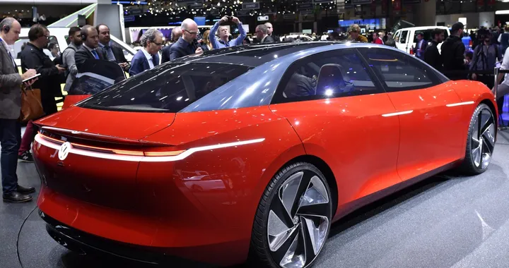 Ginevra 2018: il Salone diventa sempre più elettrico e hi-tech