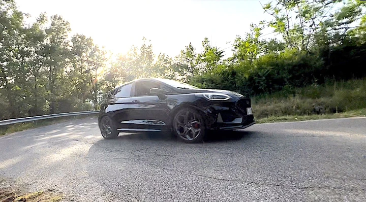 Ford Fiesta ST 2022: le immagini