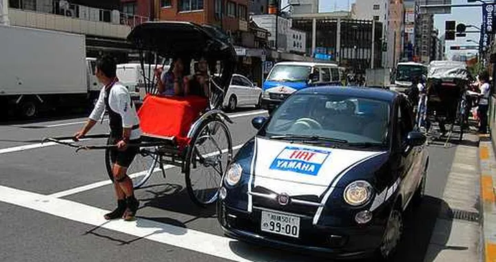 Due Fiat 500 alla scoperta del Giappone