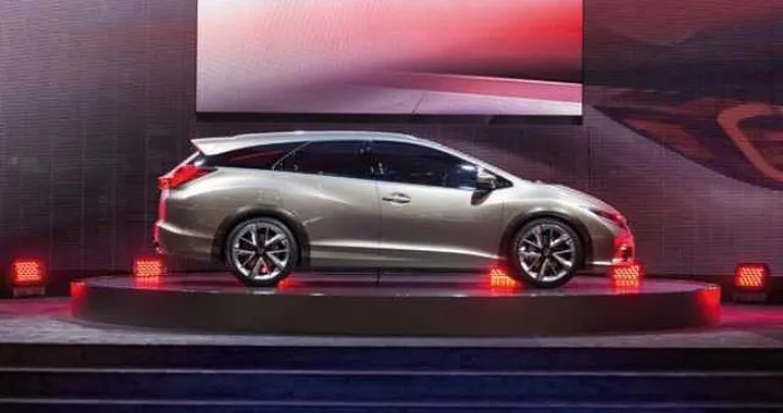 Honda: nuove Civic e Civic Tourer a Francoforte