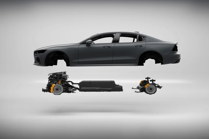 Volvo S60 2019: tecnica, crash test e produzione USA