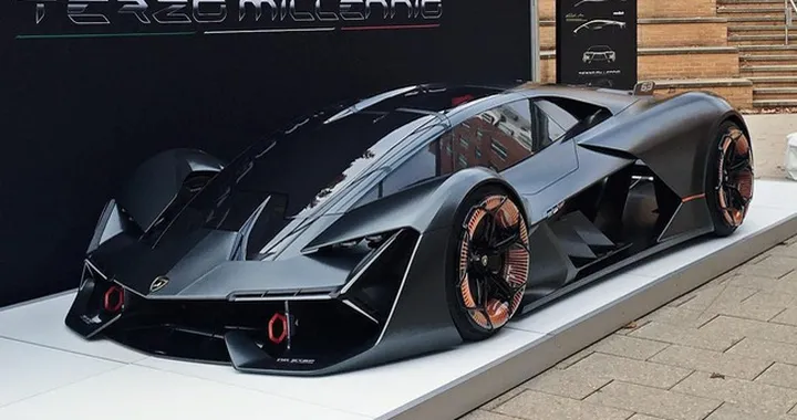 Lamborghini: nel 2021 arriverà la prima ibrida plug-in della Casa del Toro