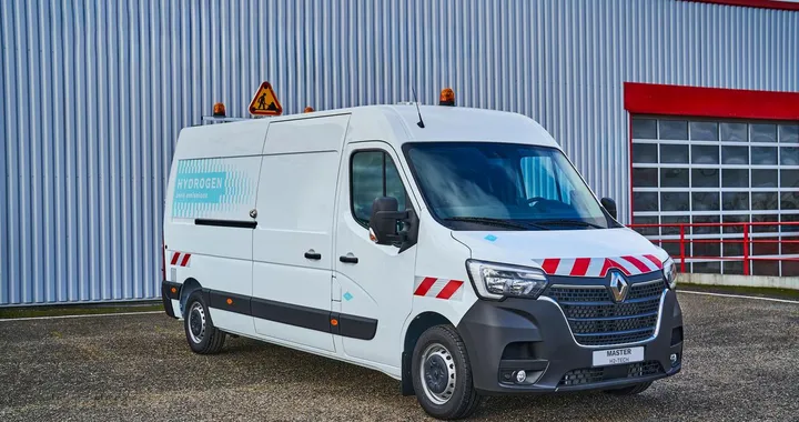 Hyvia presenta la nuova architettura del Renault Master Van H2-Tech a Solutrans 2023