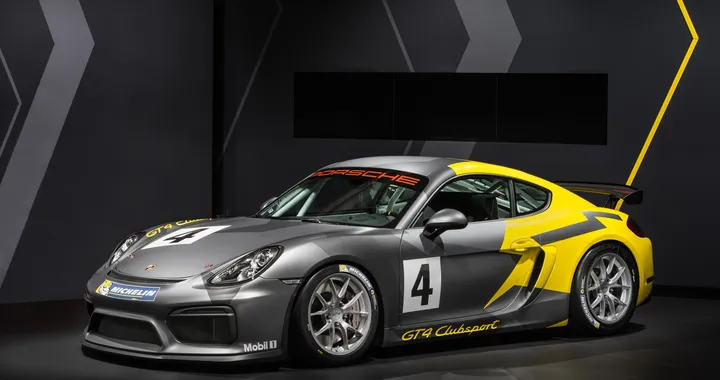 Porsche: a Los Angeles la Cayman GT4 Clubsport