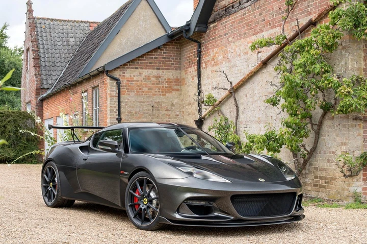 Lotus Evora GT430: immagini ufficiali