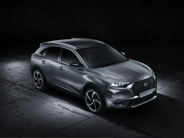 DS 7 Crossback La Première: solo online con prezzo da 52.200 euro