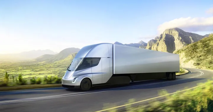 Tesla Semi: UPS prenota 125 camion elettrici
