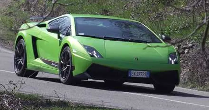 Lamborghini Gallardo Superleggera: la prova su strada