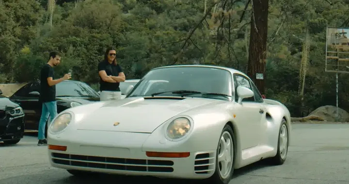 Bill Gates ha pagato multe per 13 anni per avere una Porsche 959