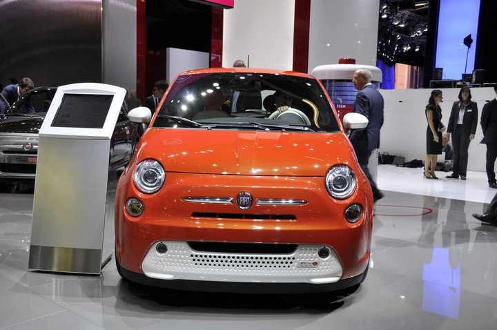 Fiat 500E al Salone di Francoforte 2013