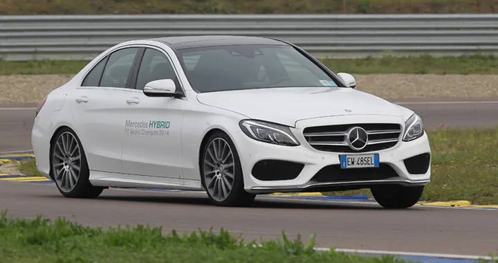 Mercedes Classe C 300 BlueTec Hybrid: la gamma ibrida si allarga