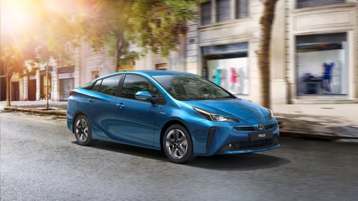 Auto ibride, in Italia arriva la classificazione per emissioni di CO2