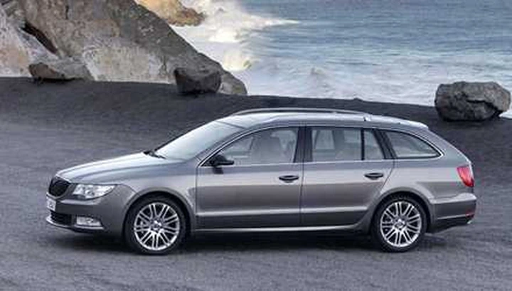 Francoforte: ecco la Skoda Superb Wagon