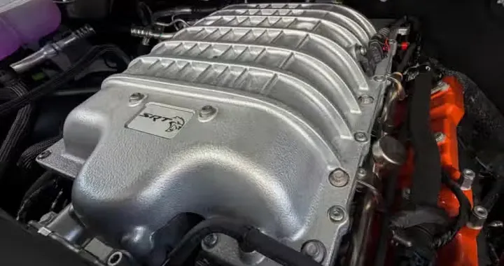 Il V8 torna protagonista: Stellantis torna a crescere grazie a USA ed Europa