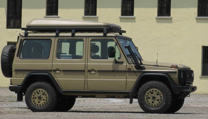 Al volante della Mercedes G 300 Cdi Station Wagon Professional