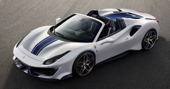 Ferrari 488 Pista Spider: svelata in anteprima a Pebble Beach