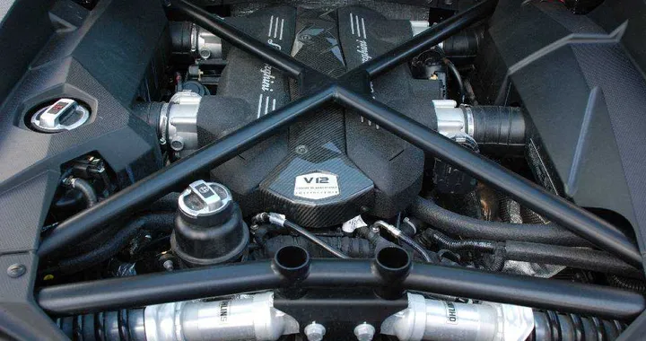 Lamborghini Aventador: debutta la disattivazione cilindri