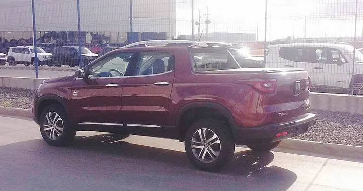 Fiat Toro: le immagini senza camuffature