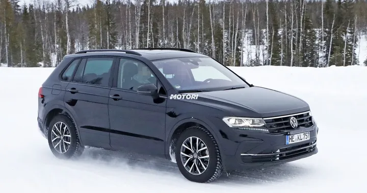 Volkswagen Tiguan, foto spia del restyling