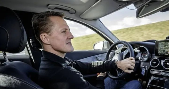 Nuova Mercedes Classe C: il video con Schumacher