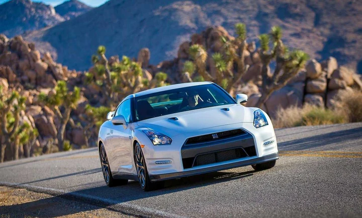 Nissan GT-R 2013: nuove immagini ufficiali