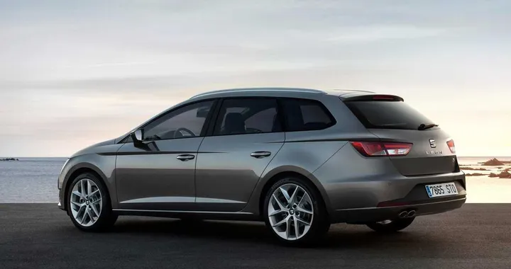 Seat Leon ST, le prime immagini ufficiali