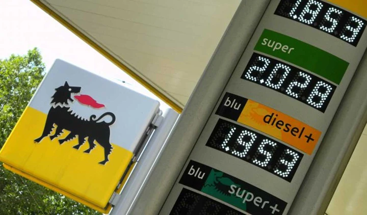 Carburanti: prezzo benzina oltre i 2 euro al litro
