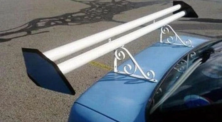 Le riparazioni auto più assurde