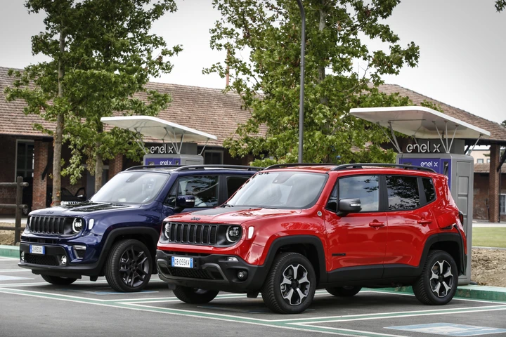 Jeep Compass 4xe e Jeep Renegade 4xe: prima prova delle nuove ibride