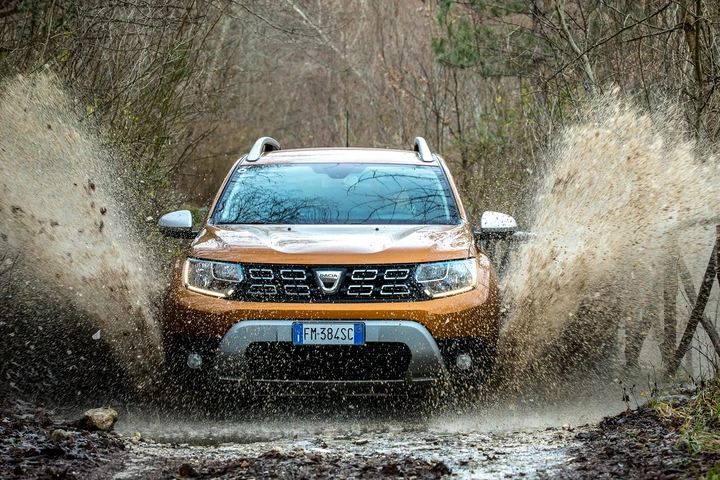 Nuova Dacia Duster 2018, prezzi da 11.900 euro