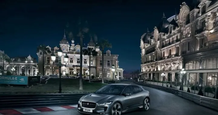 Jaguar I-Pace: il crossover elettrico testato sul circuito del Gp di Monaco
