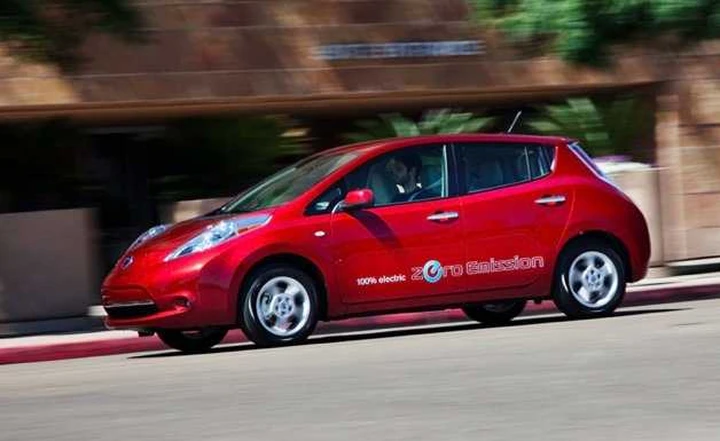 Nissan Leaf: restyling in arrivo nel 2013