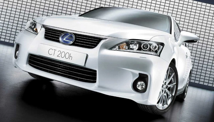 Lexus CT 200h al Salone di Ginevra 2010