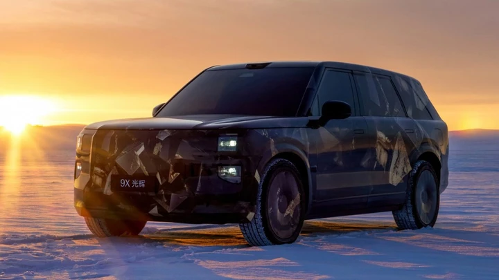 Zeekr 9X Grand: il nuovo SUV di lusso di Geely pronto al debutto