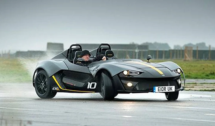 Zenos E10 R: britannica superleggera da 350 CV