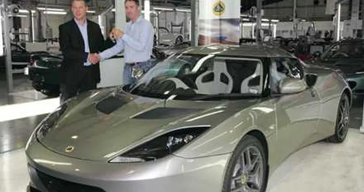 Consegnate le chiavi della prima Lotus Evora