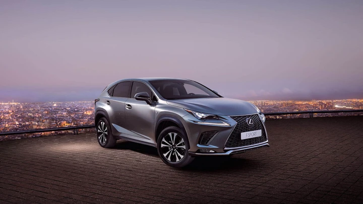 Lexus NX, svelati i dettagli della rinnovata gamma 2020