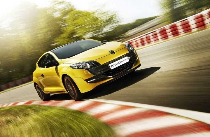 Renault Megane RS Trophy: solo 500 esemplari