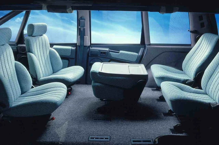 Renault Espace compie 30 anni