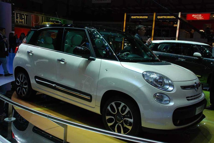 Fiat 500 L: Salone di Ginevra 2012
