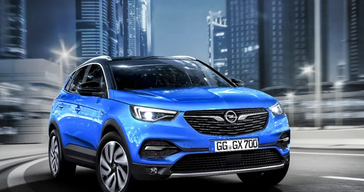 Opel GrandLand X: le immagini ufficiali