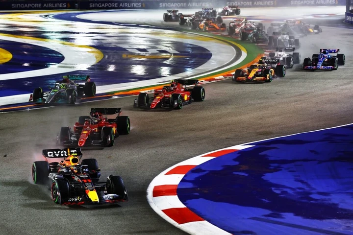 F1 Singapore 2022: vince Perez con giallo finale