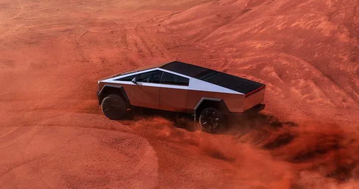 Tesla Cybertruck: svelata ufficialmente la versione finale dell’EV [FOTO]