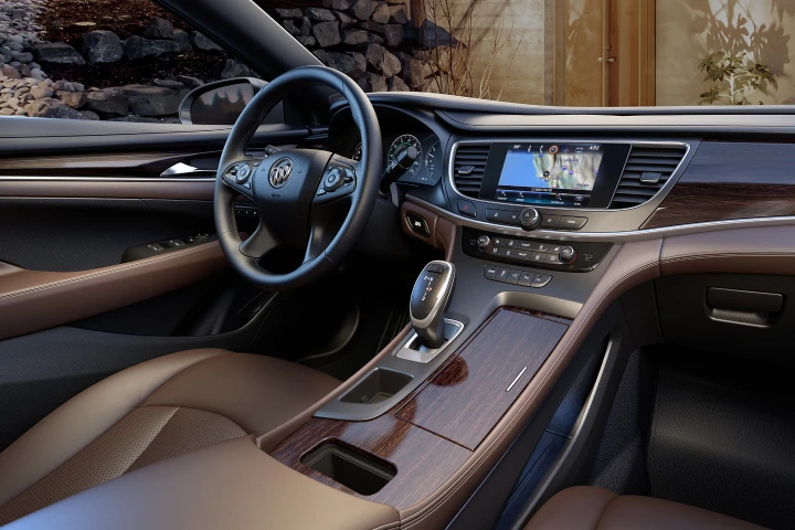 Buick LaCrosse al salone di Los Angeles 2015
