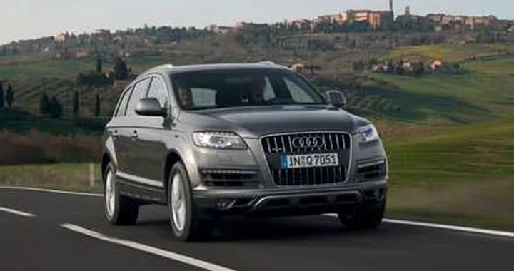 Audi Q7: il SUV si rifà il trucco