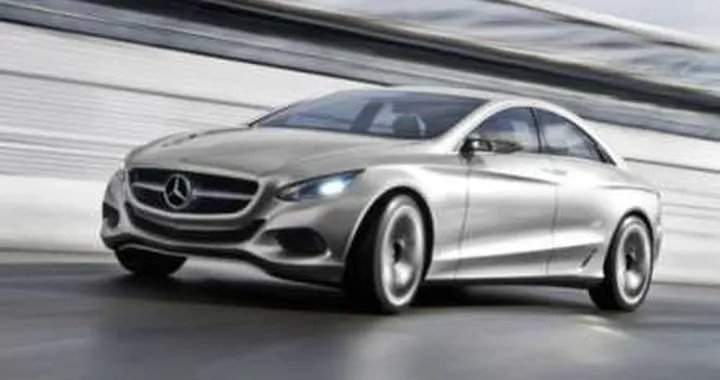 Mercedes F 800 Style, la berlina che viene dal futuro