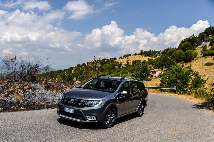 Dacia Logan MCV Stepway 1.5 dCi Brave: la prova su strada
