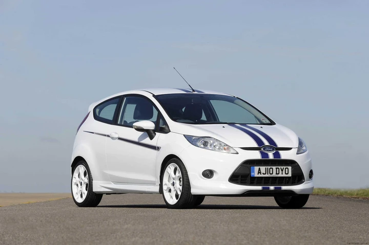 Ford Fiesta Super1600: è sportiva solo fuori